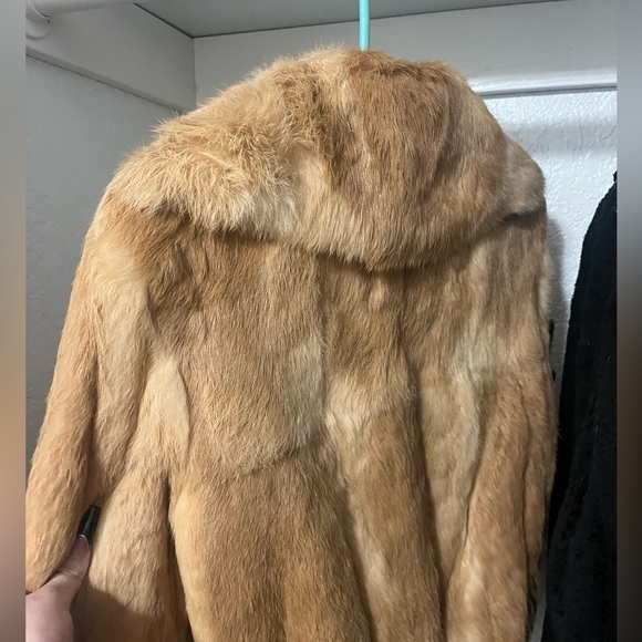 super nice real rabbit fur coat, i’ve never worn - Picture 3 of 4
